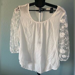 Unique Spectrum White Floral Lace Blouse